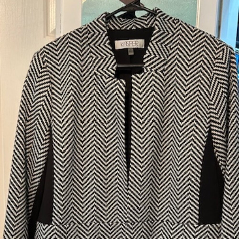 Women's Kasper Dinner Jacket size 14